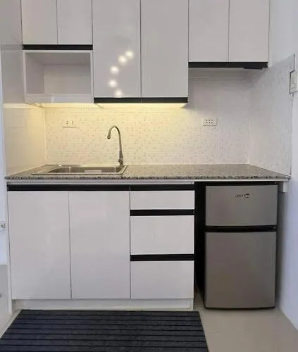 Deluxe Cozy Corner Apartment