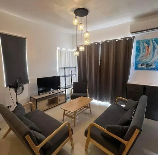 Deluxe Cozy Corner *